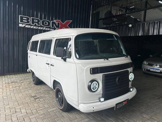 VOLKSWAGEN KOMBI 1.4 MI STD 8V FLEX 4P MANUAL